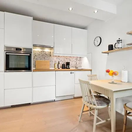 Central City Apt. Neighbor To Unesco Bryggen! Apartamento *